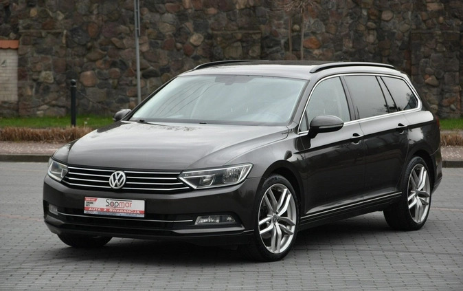 Volkswagen Passat cena 43900 przebieg: 285000, rok produkcji 2015 z Krzepice małe 596